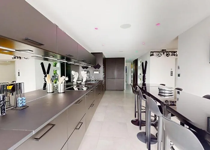 Le Majestic, Naturist Village 3 Bedrooms 90 M2 דירה אגדה